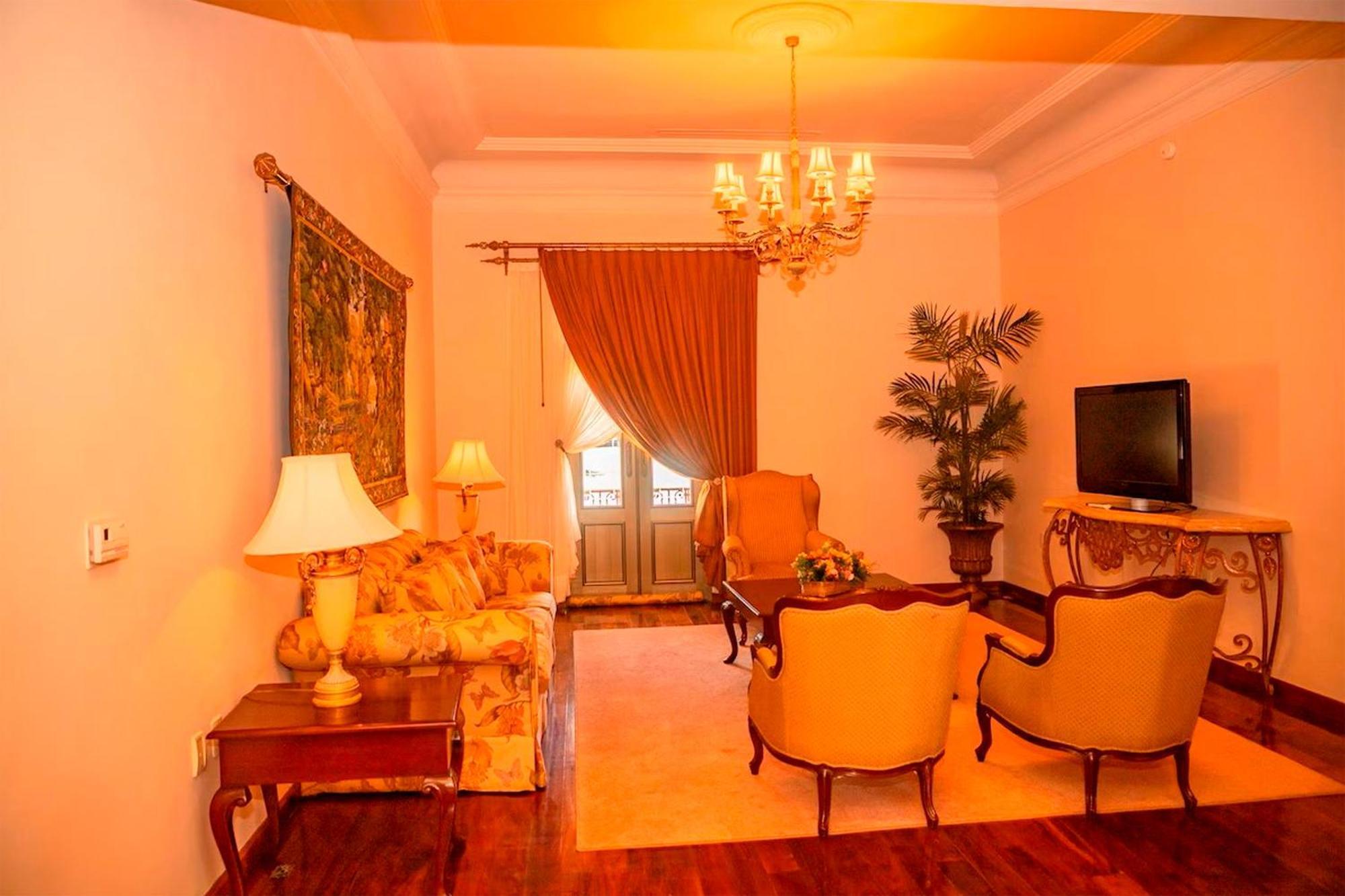Hotel Real Hacienda Santo Tomas Colonia Gustavo Baz Prada Luaran gambar