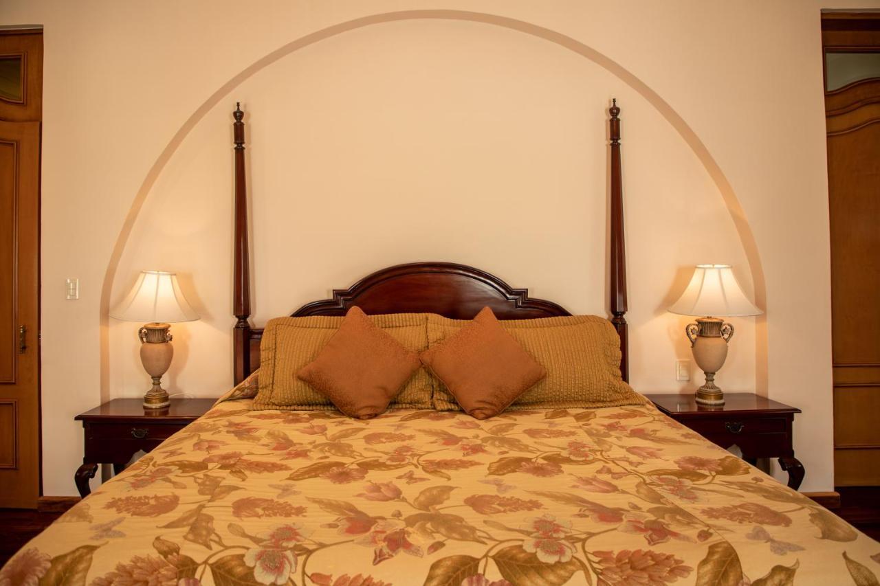 Hotel Real Hacienda Santo Tomas Colonia Gustavo Baz Prada Luaran gambar